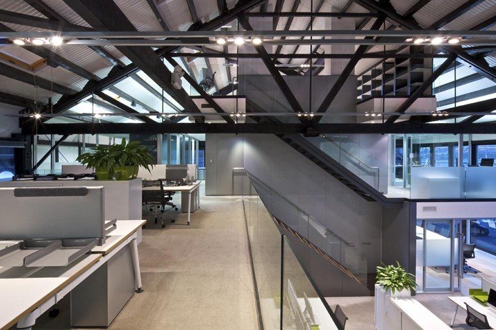 上海写字楼装潢- 低调而优雅的悉尼SHINE公司办公空间设计